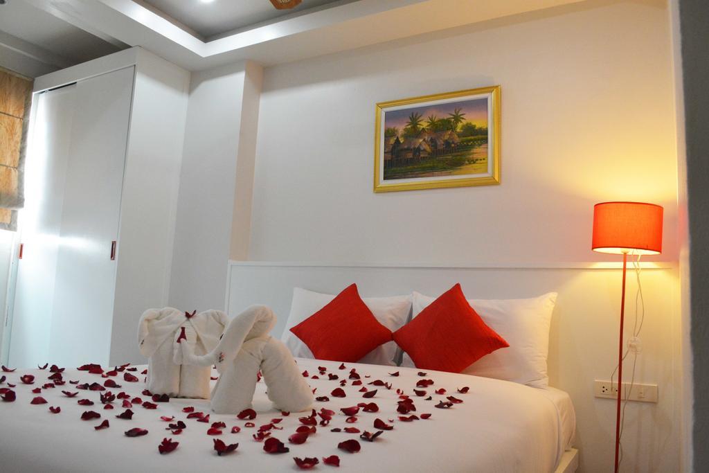 Angelina Guesthouse Patong Chambre photo