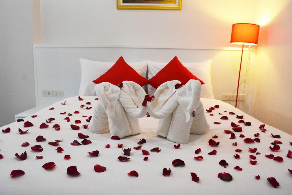 Angelina Guesthouse Patong Chambre photo